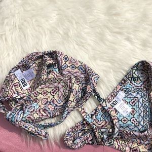Beach Riot Swim - Beach Riot Patterned S Top and XS Bottom Swim Suit Beach Riot Swim - Beach Riot Patterned S Top and XS Bottom Swim Suit